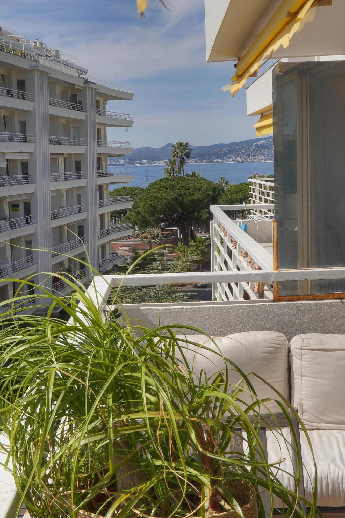 Frgk "Etoile Du Sud Terrasse Vue Mer Palm Beach" Cannes Ngoại thất bức ảnh